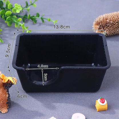 Simple Plastic Snake Hide