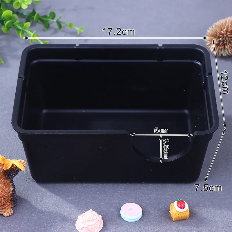 Simple Plastic Snake Hide